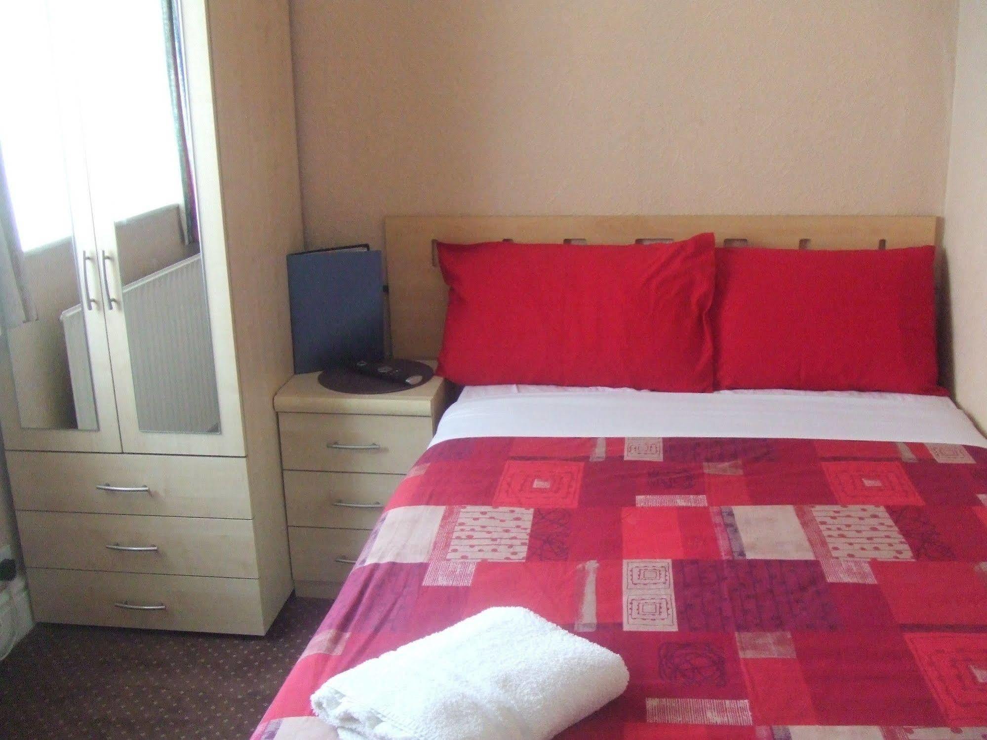 Boltonia Guest house 3*